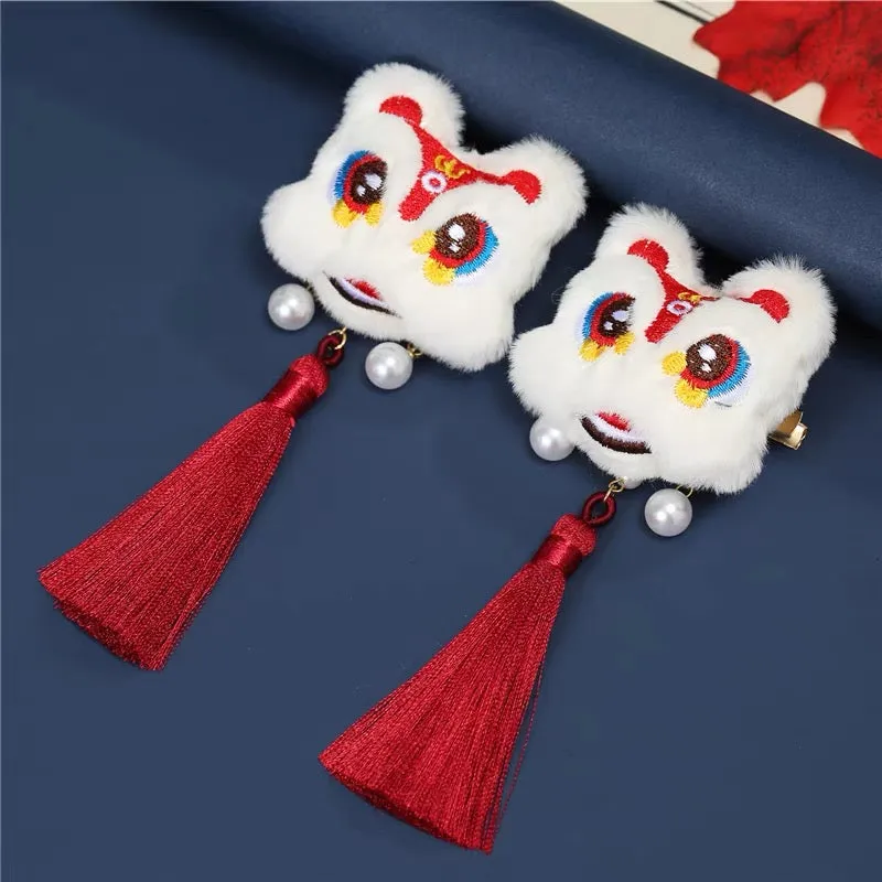 Hair Clip: Lion Dance