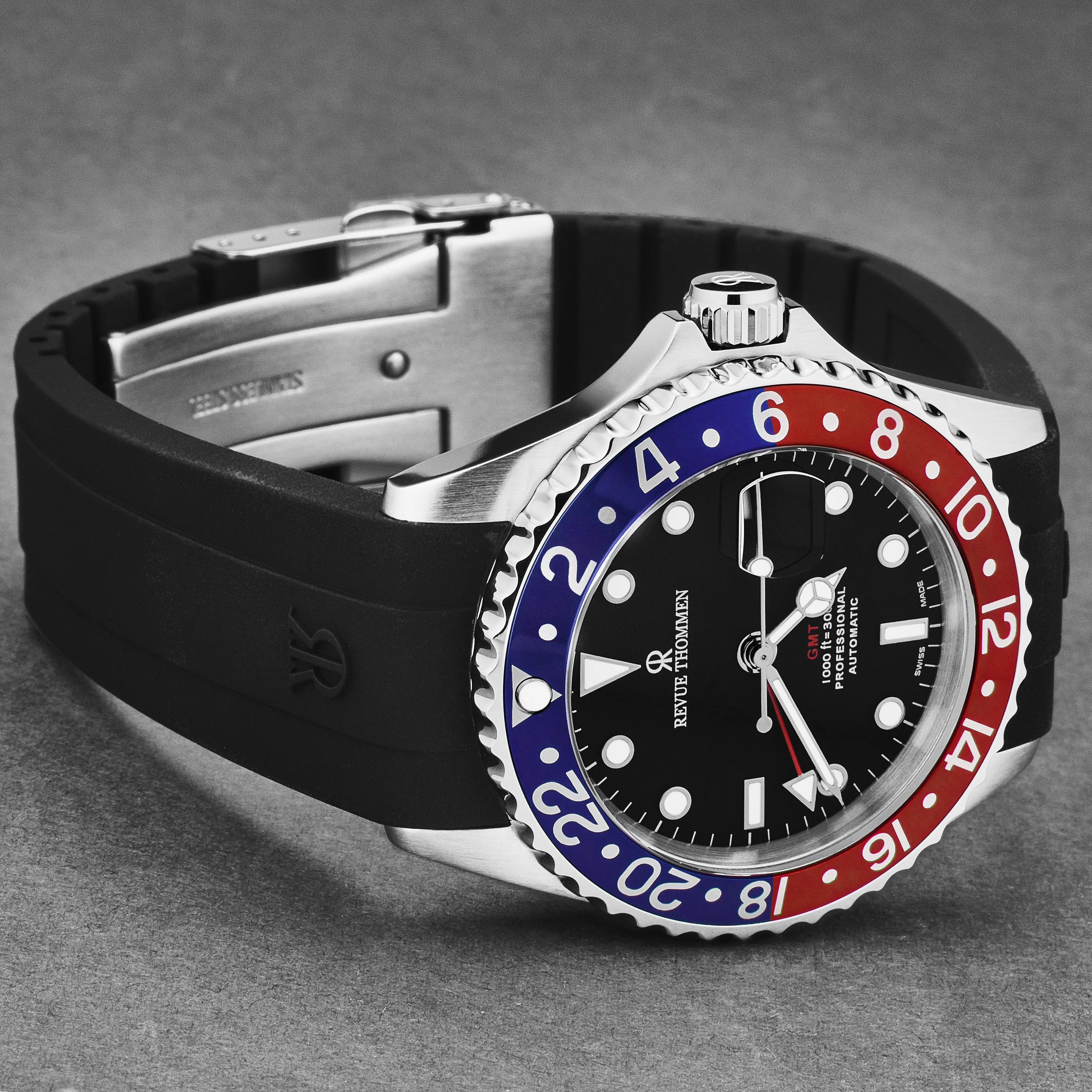 Revue Thommen Men's 'Diver' Black Dial Blue and Red Bezel Black Rubber Strap GMT Automatic Watch 17572.2835